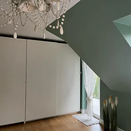 Dom Z Ogrodem W Krakowie Villa Krakkó