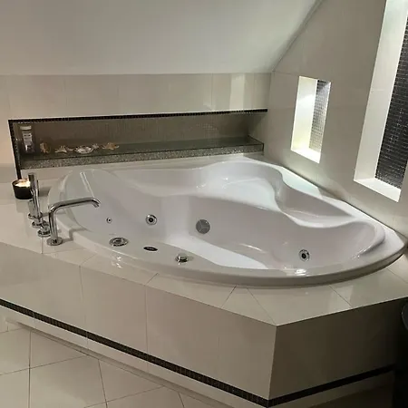 Dom Z Ogrodem W Krakowie Villa *