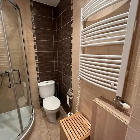 Villa Dom Z Ogrodem W Krakowie *