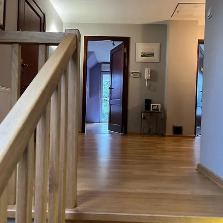 Villa Dom Z Ogrodem W Krakowie Krakow