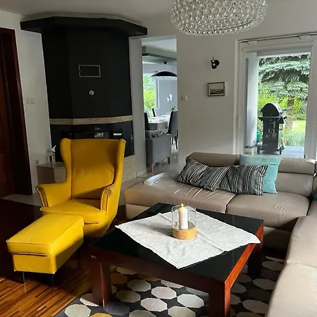 Villa Dom Z Ogrodem W Krakowie